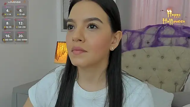 Snapshot of Beautyari_ chatting on October 23, 2025, 12:37 pm Beautyari  online show from October 23, 2025, 12:37 pm