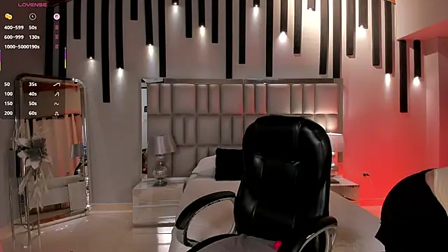 JennaOlsonX online show from May 4, 2026, 8:43 am