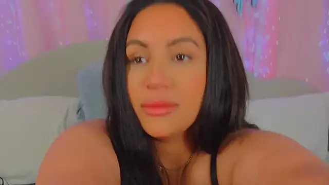 MeghanXO online show from December 3, 2024, 3:09 am