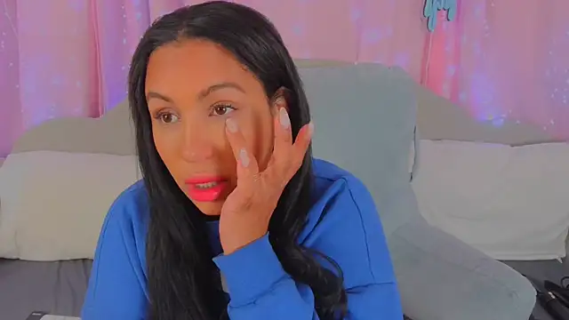 MeghanXO online show from September 24, 2025, 2:37 am