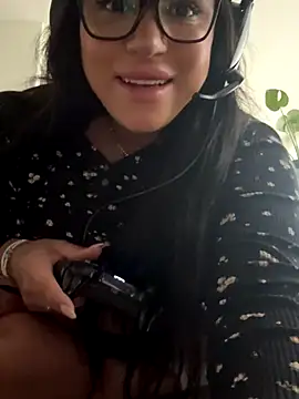 MeghanXO online show from November 26, 2025, 2:51 pm