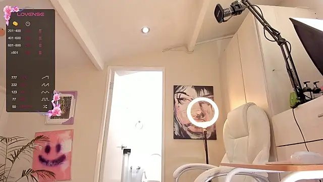 Snapshot of catalinasaiz chatting on December 13, 2024, 2:05 pm catalinasaiz online show from December 13, 2024, 2:05 pm