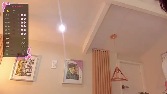 Snapshot of catalinasaiz chatting on February 25, 2025, 5:04 pm catalinasaiz online show from February 25, 2025, 5:04 pm