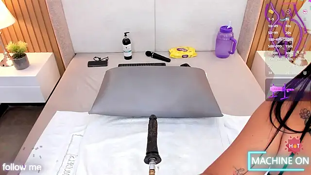 bounce katty online show from October 9, 2025, 8:18 pm