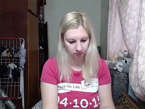 BustyBlond online show from December 23, 2024, 6:22 am