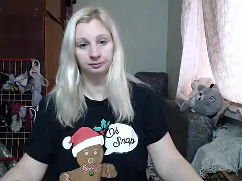 BustyBlond online show from December 24, 2024, 1:06 pm