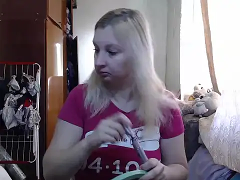 BustyBlond online show from January 4, 2025, 7:03 am