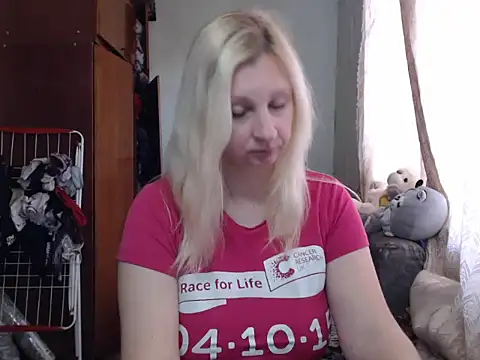 BustyBlond online show from January 5, 2025, 9:48 am