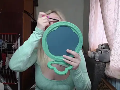 BustyBlond online show from January 14, 2025, 6:24 am