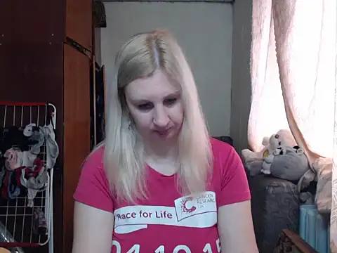 BustyBlond online show from January 24, 2025, 9:39 am