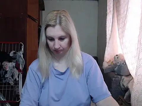 BustyBlond online show from January 25, 2025, 9:15 am