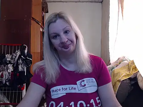 BustyBlond online show from February 10, 2025, 5:58 am