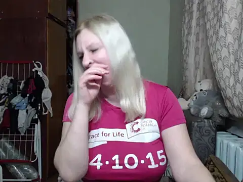 BustyBlond online show from March 5, 2025, 4:13 pm