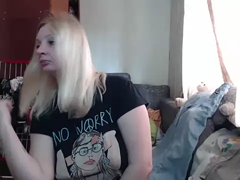 BustyBlond online show from March 19, 2025, 8:45 am