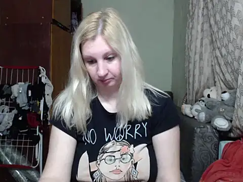 BustyBlond online show from March 19, 2025, 6:01 pm