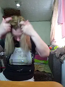 BustyBlond online show from May 11, 2026, 3:56 am
