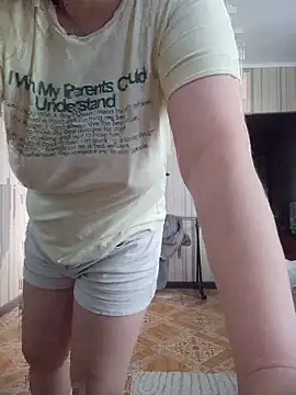 BustyBlond online show from June 18, 2026, 4:46 am