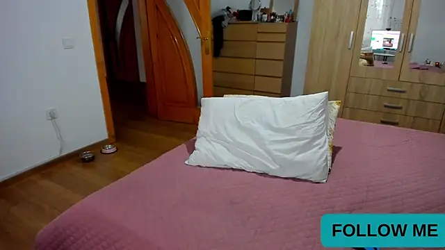 wildalissa online show from May 12, 2026, 7:55 pm