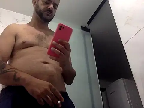 SMOKERBEASTBR online show from March 15, 2026, 8:53 am