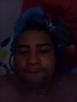 EISONREINA11 online show from November 12, 2025, 6:14 am