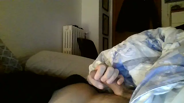 Snapshot of Diabulusux chatting on March 25, 2026, 9:43 pm Diabulusux online show from March 25, 2026, 9:43 pm