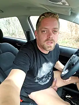 Snapshot of Trucker_Hunter chatting on January 18, 2025, 3:16 pm Trucker Hunter online show from January 18, 2025, 3:16 pm