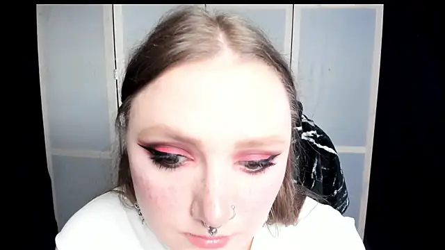 Snapshot of YourDyingBride chatting on June 22, 2026, 3:25 am YourDyingBride online show from June 22, 2026, 3:25 am