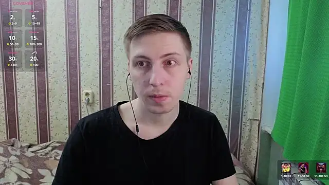 darienlarge online show from June 12, 2026, 4:44 am