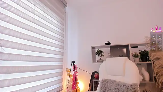 Alexandra ra online show from February 11, 2026, 7:52 pm