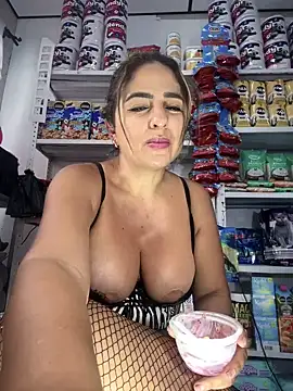 sammyqueenx21 online show from February 4, 2025, 7:55 pm