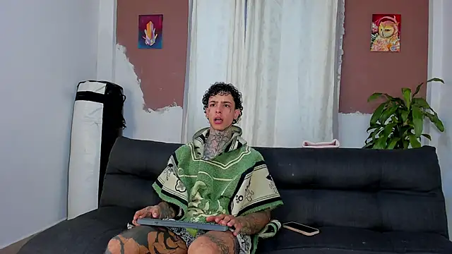 Aron ford online show from October 5, 2025, 12:14 pm