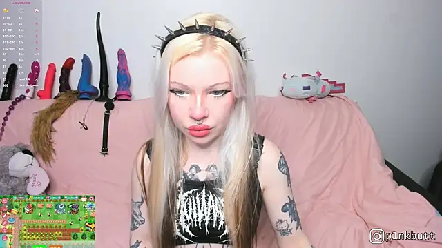 HelenGoat online show from May 4, 2026, 2:51 am