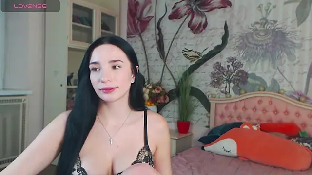 Snapshot of AliciaBow chatting on December 9, 2024, 4:47 pm AliciaBow online show from December 9, 2024, 4:47 pm