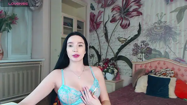 Snapshot of AliciaBow chatting on January 22, 2025, 2:35 pm AliciaBow online show from January 22, 2025, 2:35 pm