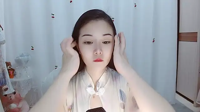 Angel-C online show from November 13, 2025, 1:48 am