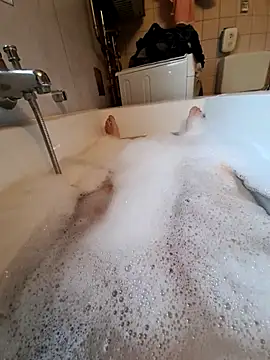 Snapshot of toeloverlive chatting on October 6, 2025, 8:34 am toeloverlive online show from October 6, 2025, 8:34 am