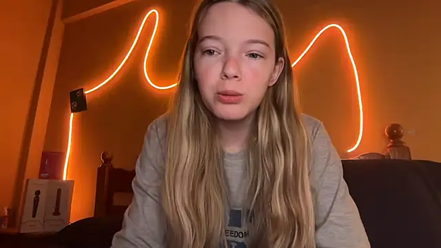 -veranito- online show from September 26, 2025, 3:10 am