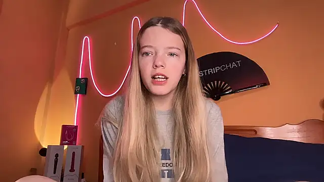 -veranito- online show from November 22, 2025, 9:03 pm