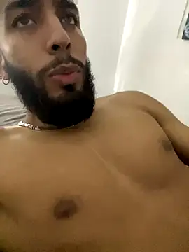 Alessandro  Rossi online show from October 3, 2025, 1:24 am