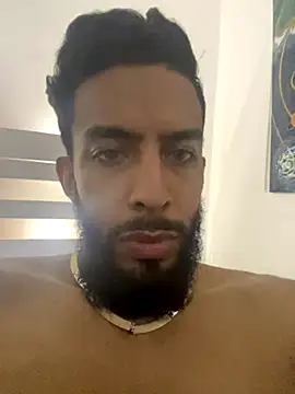 Alessandro  Rossi online show from October 17, 2025, 12:01 am