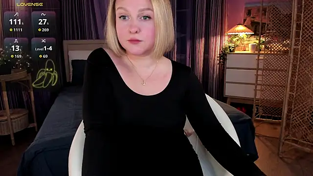 Snapshot of Lazy_Lady chatting on February 20, 2026, 3:12 pm Lazy Lady online show from February 20, 2026, 3:12 pm