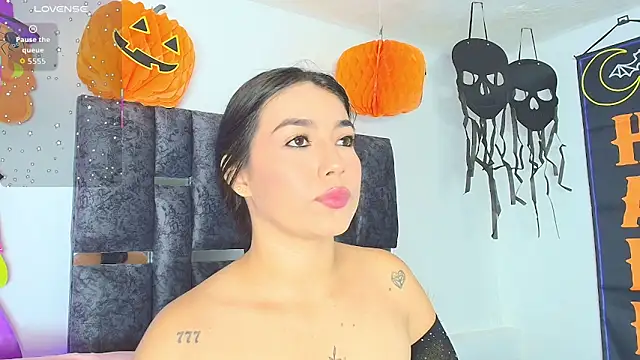 Snapshot of Natasharuso chatting on October 25, 2025, 8:36 pm Natasharuso online show from October 25, 2025, 8:36 pm