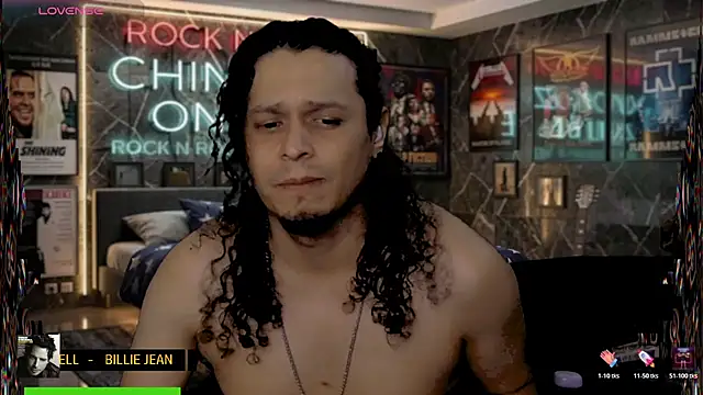 Snapshot of chino_roz chatting on August 1, 2026, 8:46 am chino roz online show from August 1, 2026, 8:46 am
