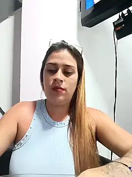 Latina sexy1 online show from February 3, 2025, 1:09 am