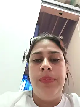 Latina sexy1 online show from September 24, 2025, 5:49 pm