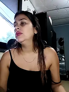 Snapshot of Latina_sexy1 chatting on February 13, 2026, 12:34 pm Latina sexy1 online show from February 13, 2026, 12:34 pm