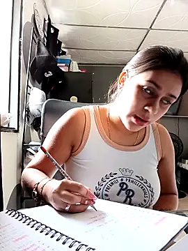 Snapshot of Latina_sexy1 chatting on February 22, 2026, 5:22 pm Latina sexy1 online show from February 22, 2026, 5:22 pm