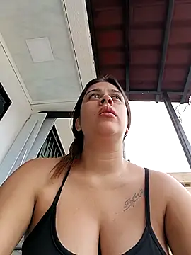 Latina sexy1 online show from March 30, 2026, 4:41 pm