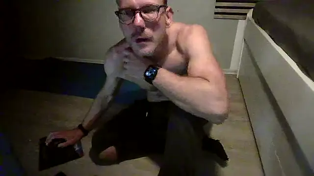 Snapshot of Biboy8566 chatting on October 8, 2025, 10:29 pm Biboy8566 online show from October 8, 2025, 10:29 pm