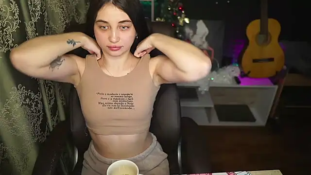Snapshot of delicatedBailey chatting on December 10, 2024, 5:28 am delicatedBailey online show from December 10, 2024, 5:28 am